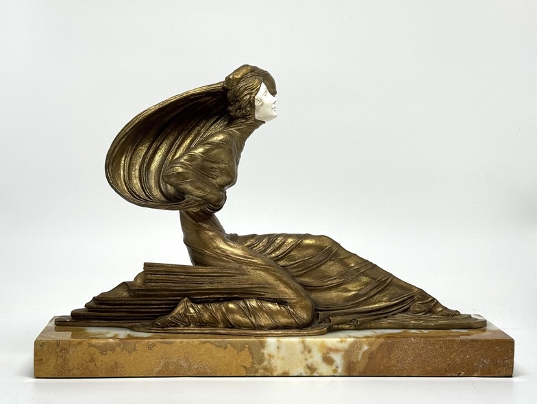 Antique sculpture "Anesthesia"