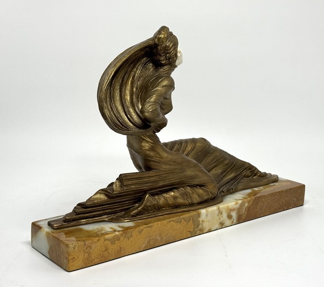 Antique sculpture "Anesthesia"