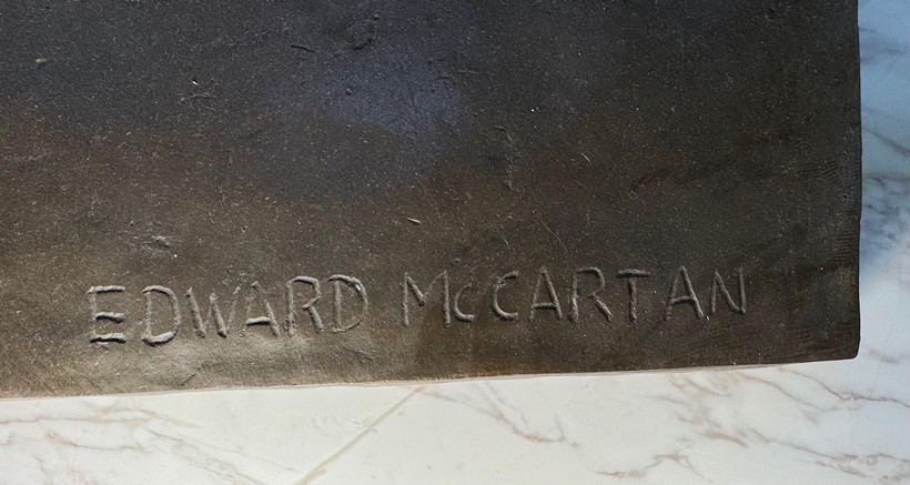 Антикварная скульптура «Диана-охотница»