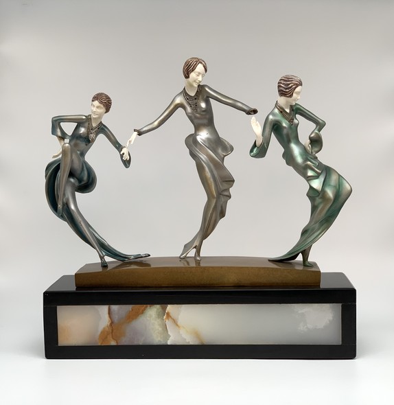 Antique sculpture "Jazz dancers"
