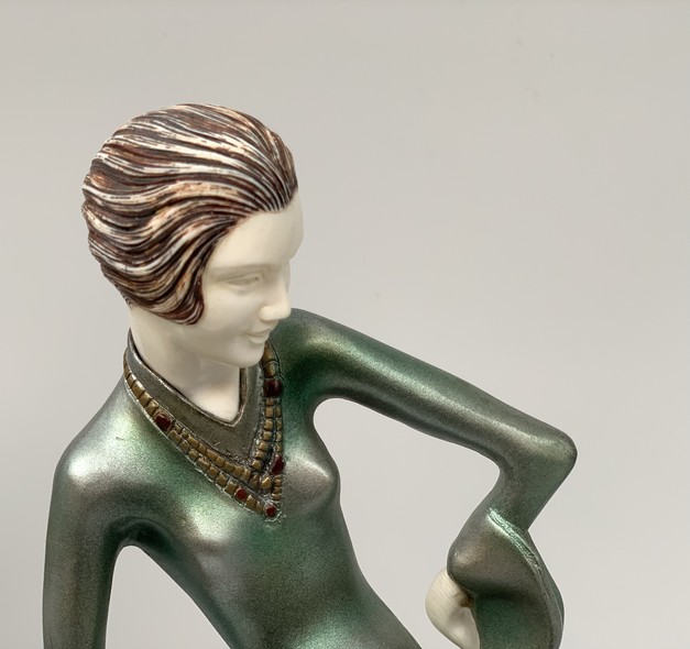 Antique sculpture "Jazz dancers"