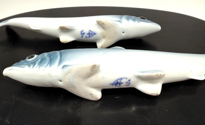 Антикварная скульптура «Рыбки аю»