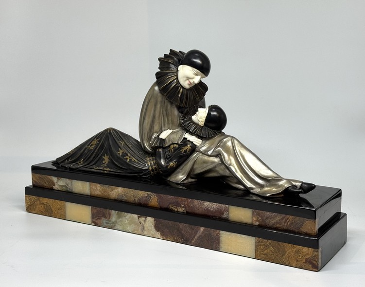 Antique sculptural composition "Endless History"