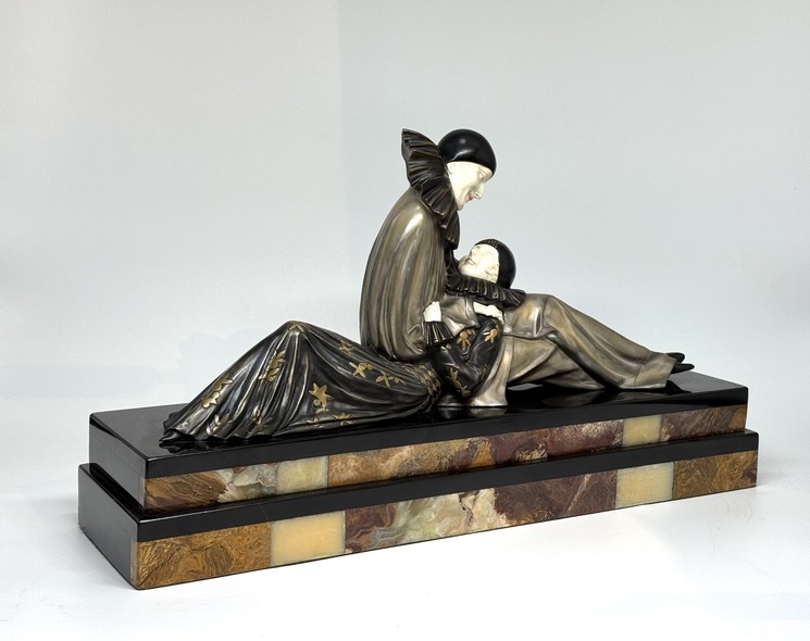 Antique sculptural composition "Endless History"