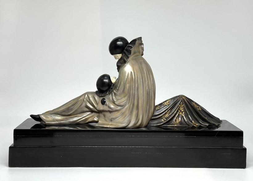 Antique sculptural composition "Endless History"