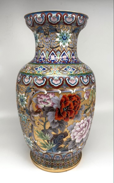 Antique vase "Flowers and Birds"