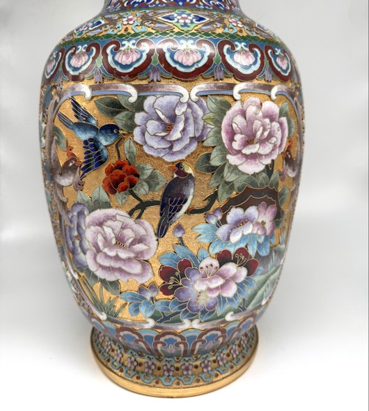 Antique vase "Flowers and Birds"