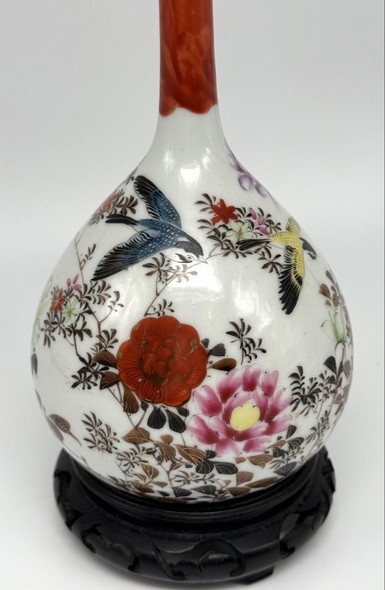 Antique vase
Kutani, Japan