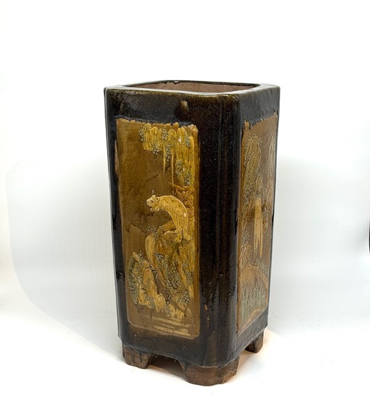 Antique planters,
ceramics, Asia