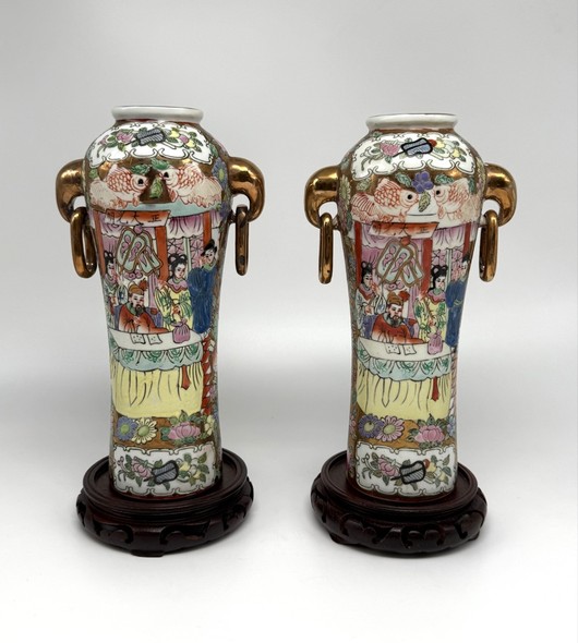 Antique vases
Famille Rose