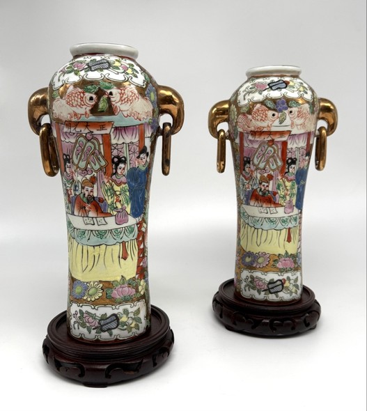 Antique vases
Famille Rose