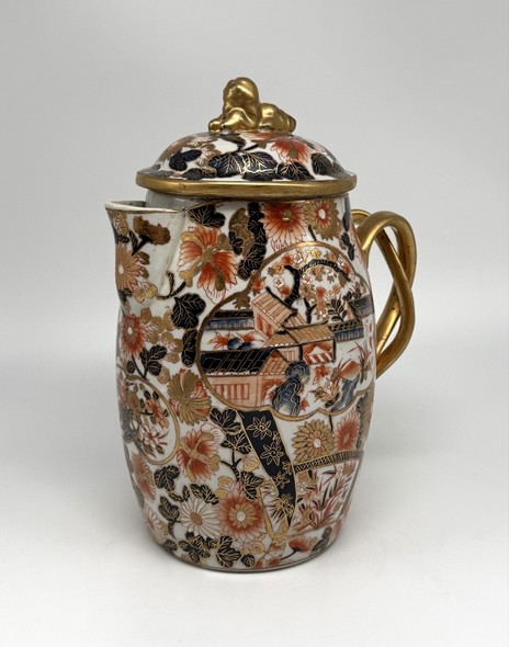 Антикварный чайник
в стиле Имари