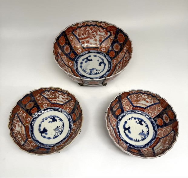 Антикварный сет из трех блюд