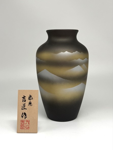Antique Kutani vase