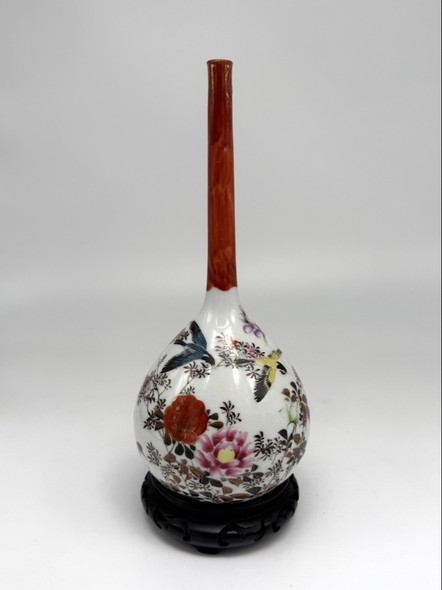 Antique vase
Kutani, Japan