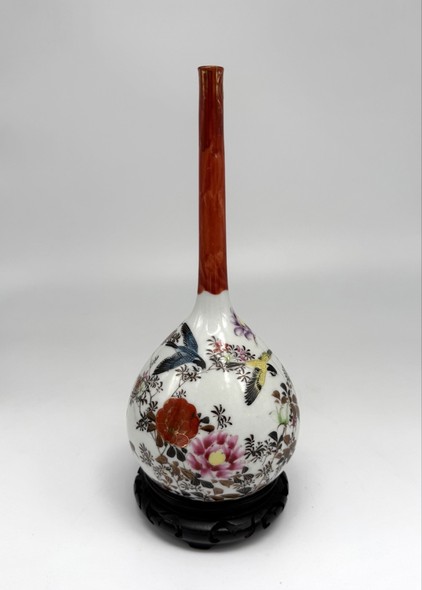 Antique vase
Kutani, Japan