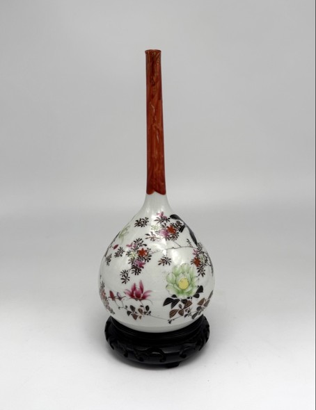Antique vase
Kutani, Japan