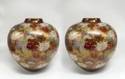 Рair of vases