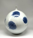 A rare large vase by Fujii Shumei