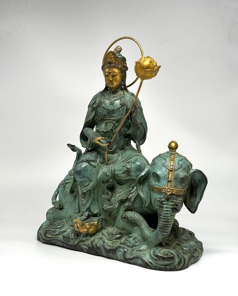 Paired sculptures of "Bodhisattvas"/
"Manjushri and Samantabhadri"