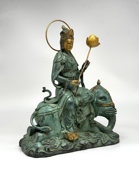 Paired sculptures of "Bodhisattvas"/
"Manjushri and Samantabhadri"