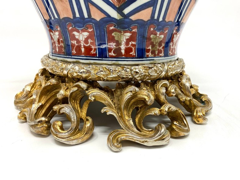 Antique pair of Imari-style vases