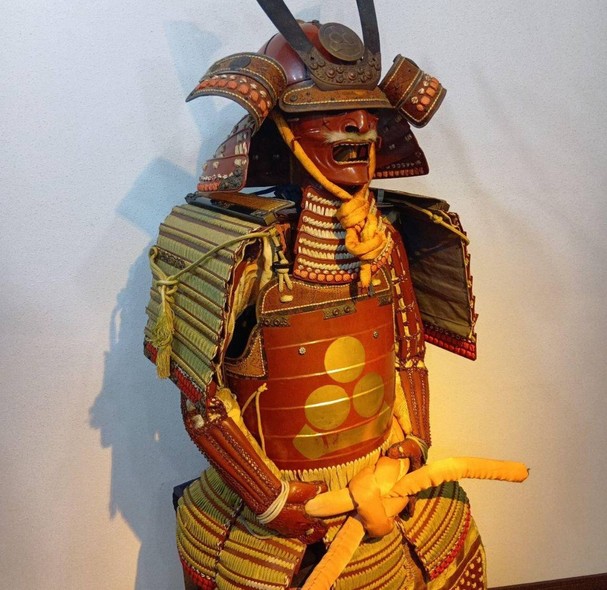 Antique Samurai armor,
Japan, Edo/Meiji