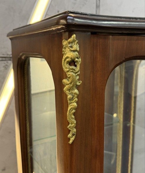 Antique display cases,
Louis XIV