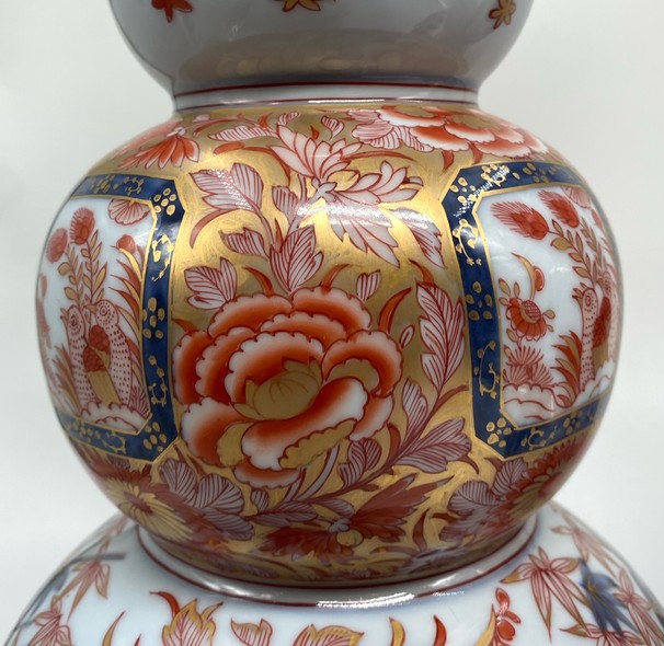 Rare paired
gourd vases