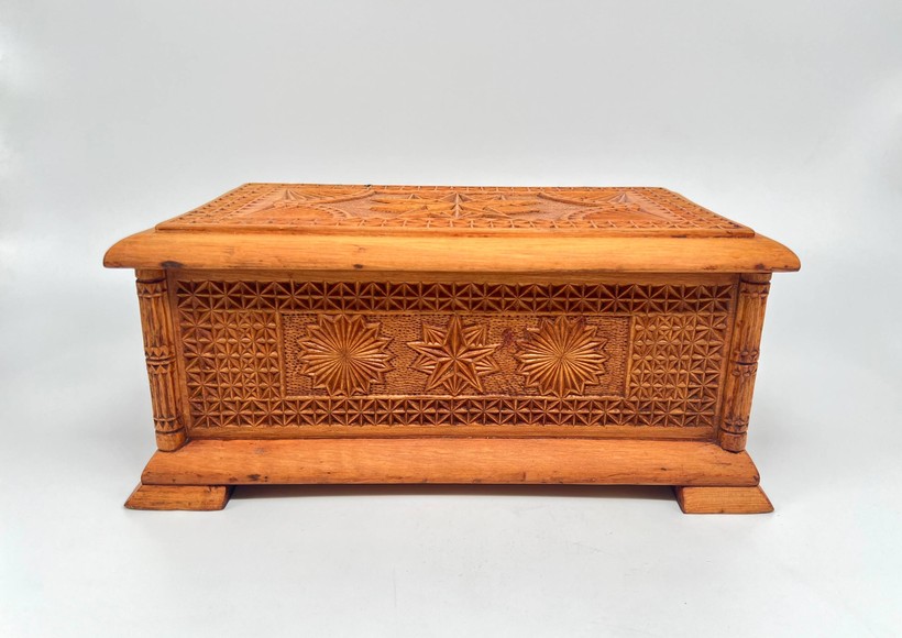 Antique box,
Abramtsevo workshop