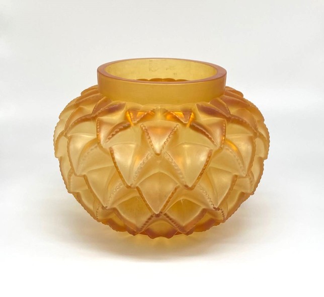 Vase Rene Lalique "Languedoc"