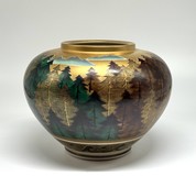 Vintage vase, Kutani,
"Forest and Mountains"