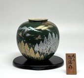 Vintage vase "Mountains and trees in frost", Kutani.