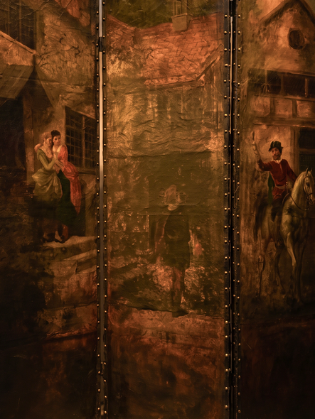Antique screen
Renaissance