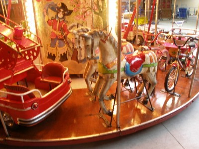 carousel vintage