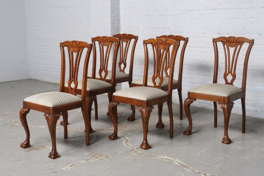 набор антикварных стульев из дуба в стиле чиппендейл