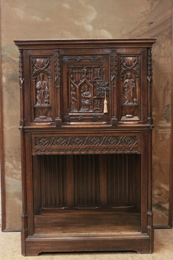старинный шкаф для посуды из резного дуба франция XIX век