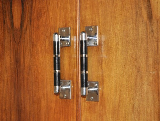 ATTRACTIVE LARGE VINTAGE ART DECO WALNUT DOUBLE WARDROBE ARMOIRE