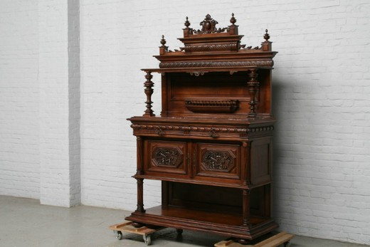 антикварная мебель - столовая из ореха в стиле ренессанс, 19 век