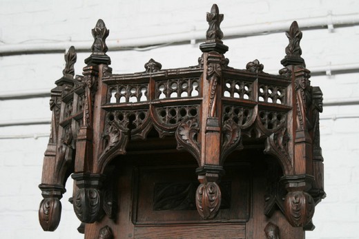 антикварная мебель - кабинет в стиле готика из дуба, 19 век