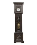 Напольные антикварные часы в готическом стиле