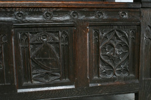 старинная мебель - скамья в стиле готика из дуба, 19 век