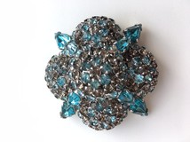 Brooch