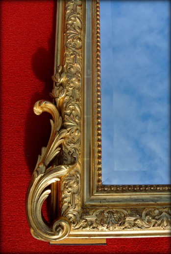 старинное большое зеркало из дерева с лепниной, 19 век