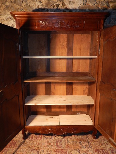 антикварный шкаф в стиле людовик 15 из дуба, 18 век