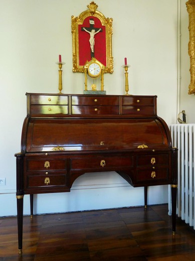 антикварный стол бюро из красного дерева луи 16