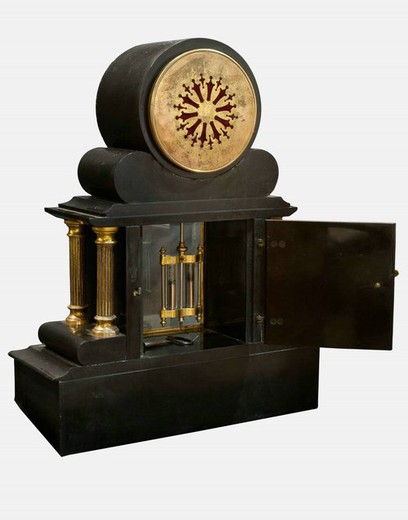 старинные настольные часы из мрамора и латуни, 19 век