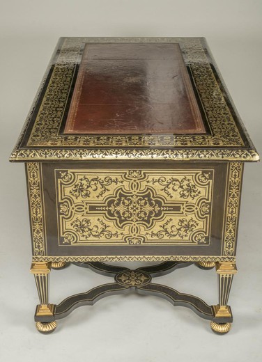 старинный письменный стол мазарини 
франций XVII век
