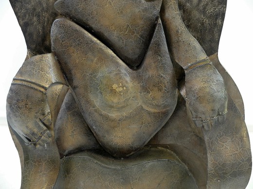 винтажная металлическая скульптура