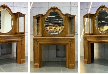 Антикварный каминный портал в интерьере